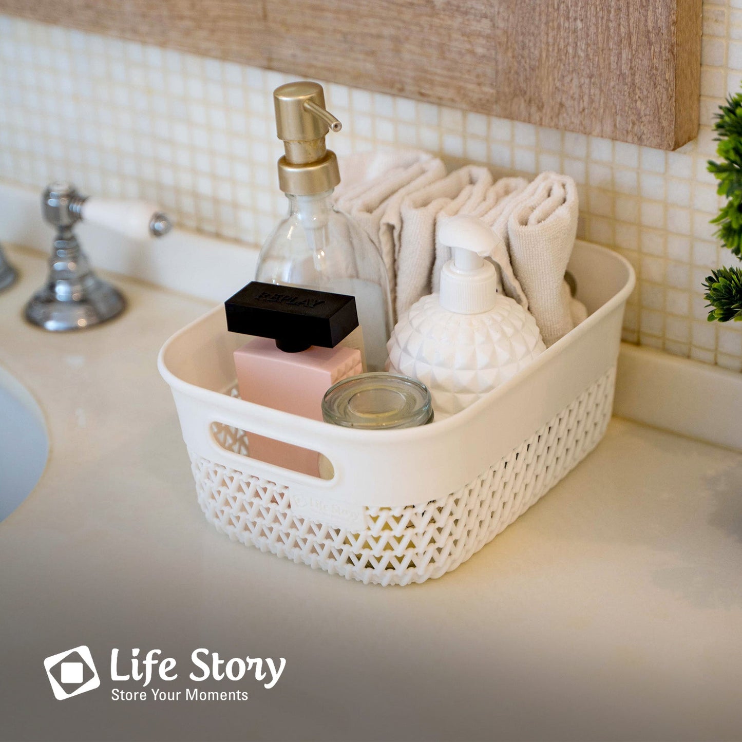 Life Story 4 Qt Decorative Storage Basket, Small Plastic Home Organizer, White