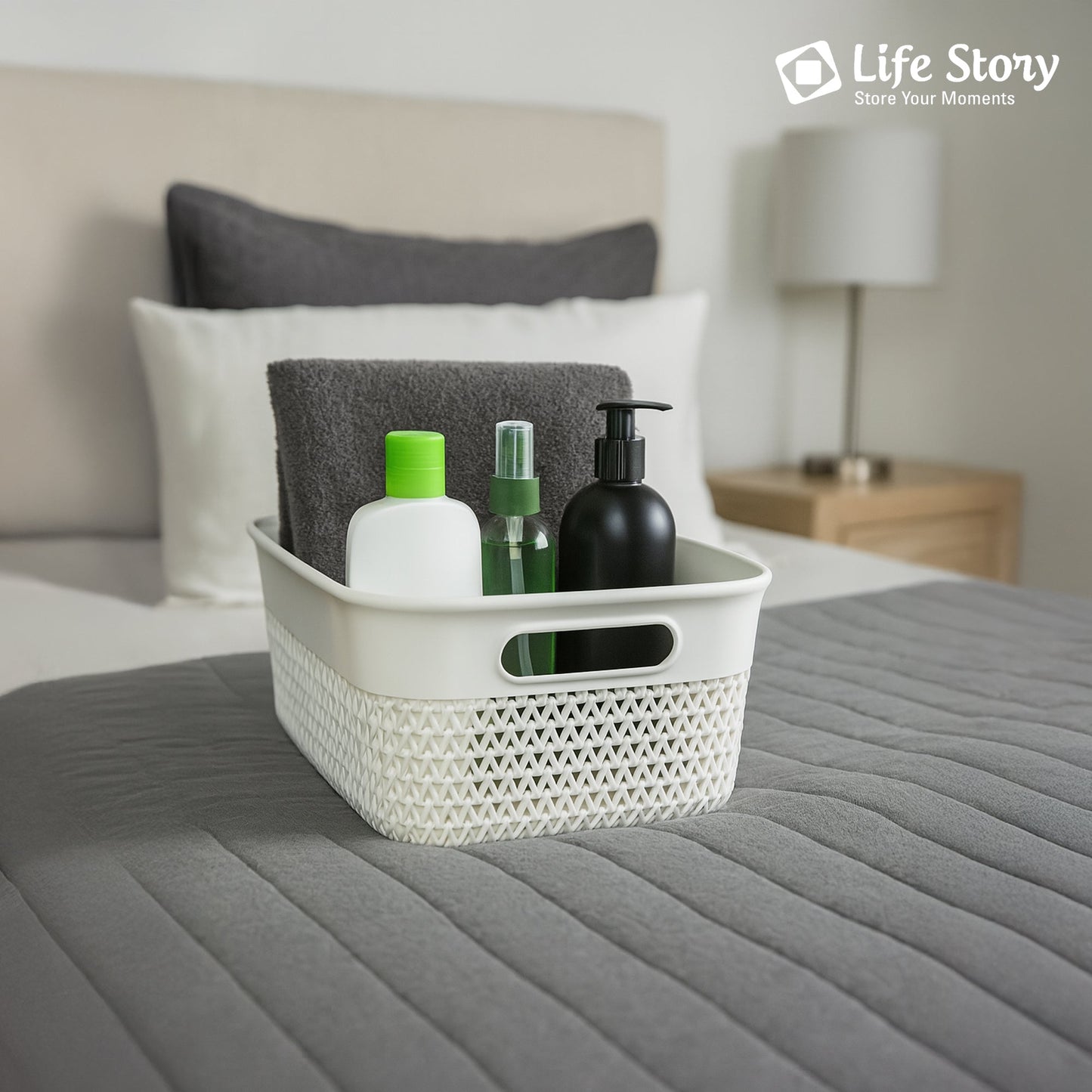 Life Story 10 Qt Decorative Storage Basket, Medium Plastic Home Organizer, White