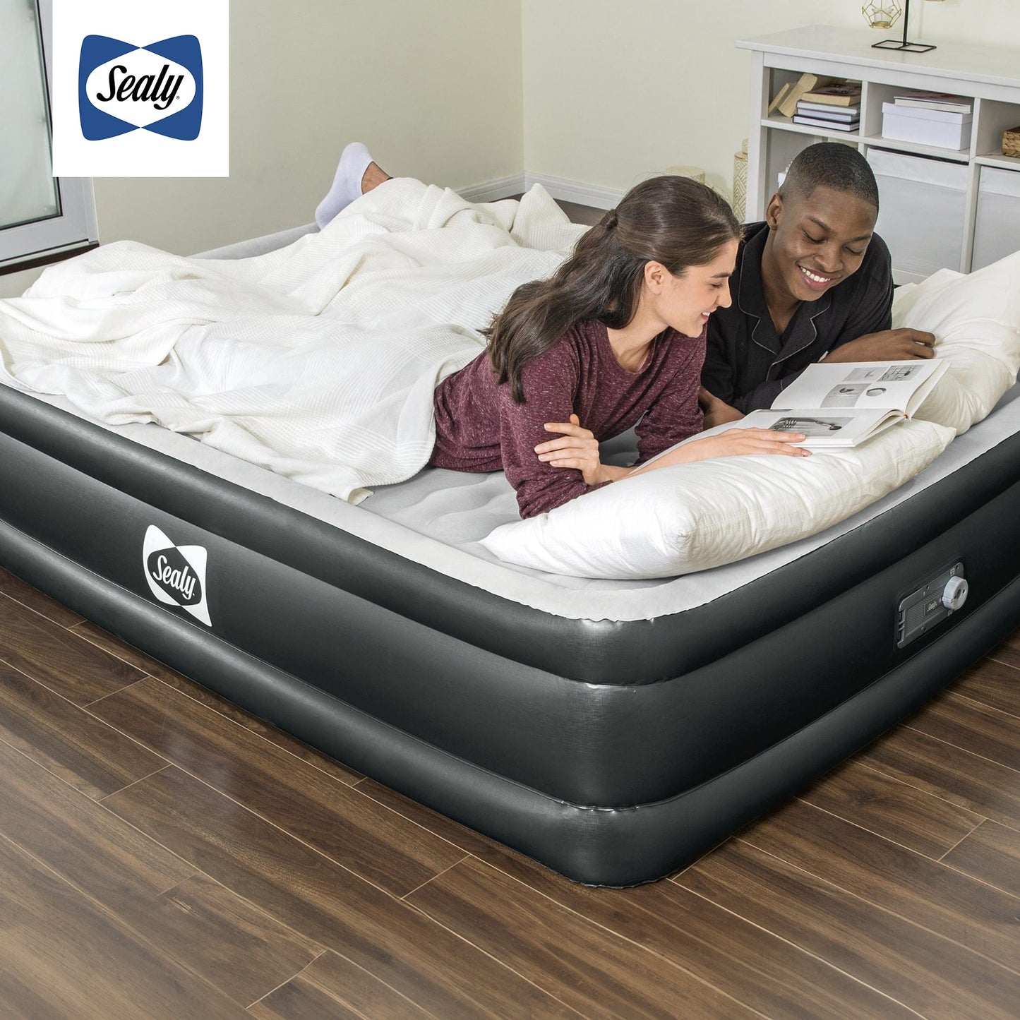 Sealy Tritech Queen Sized 18" Air Mattress Bed 2 Person w/Built-In AC Pump & Bag