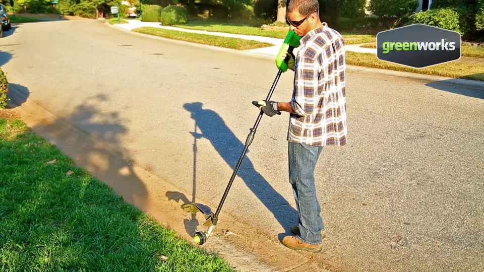 Greenworks 40V 16" Cordless Brushless Chainsaw with 4.0 Ah Battery and Charger 20312