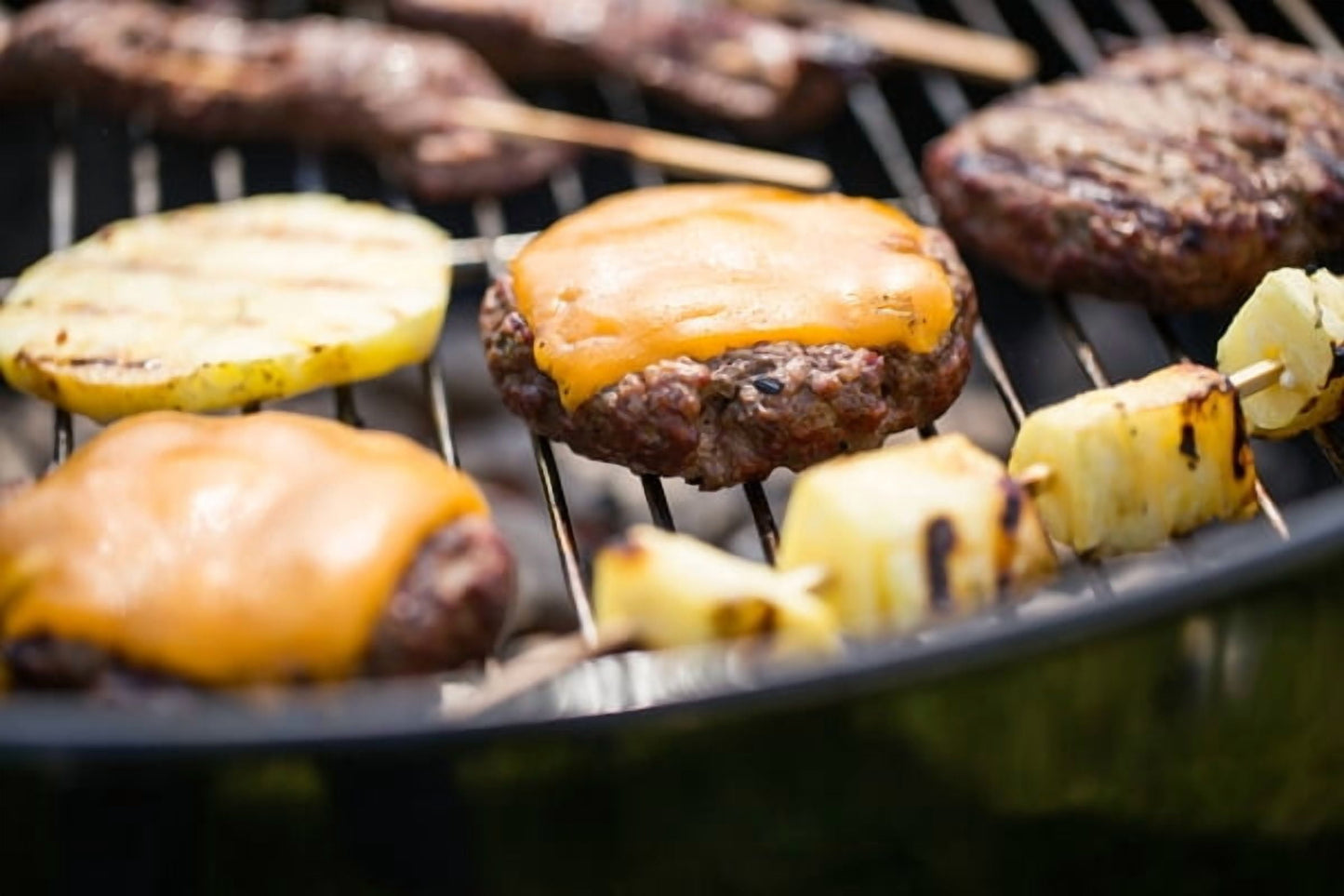 Weber Original Kettle 22-Inch Charcoal Grill, Black