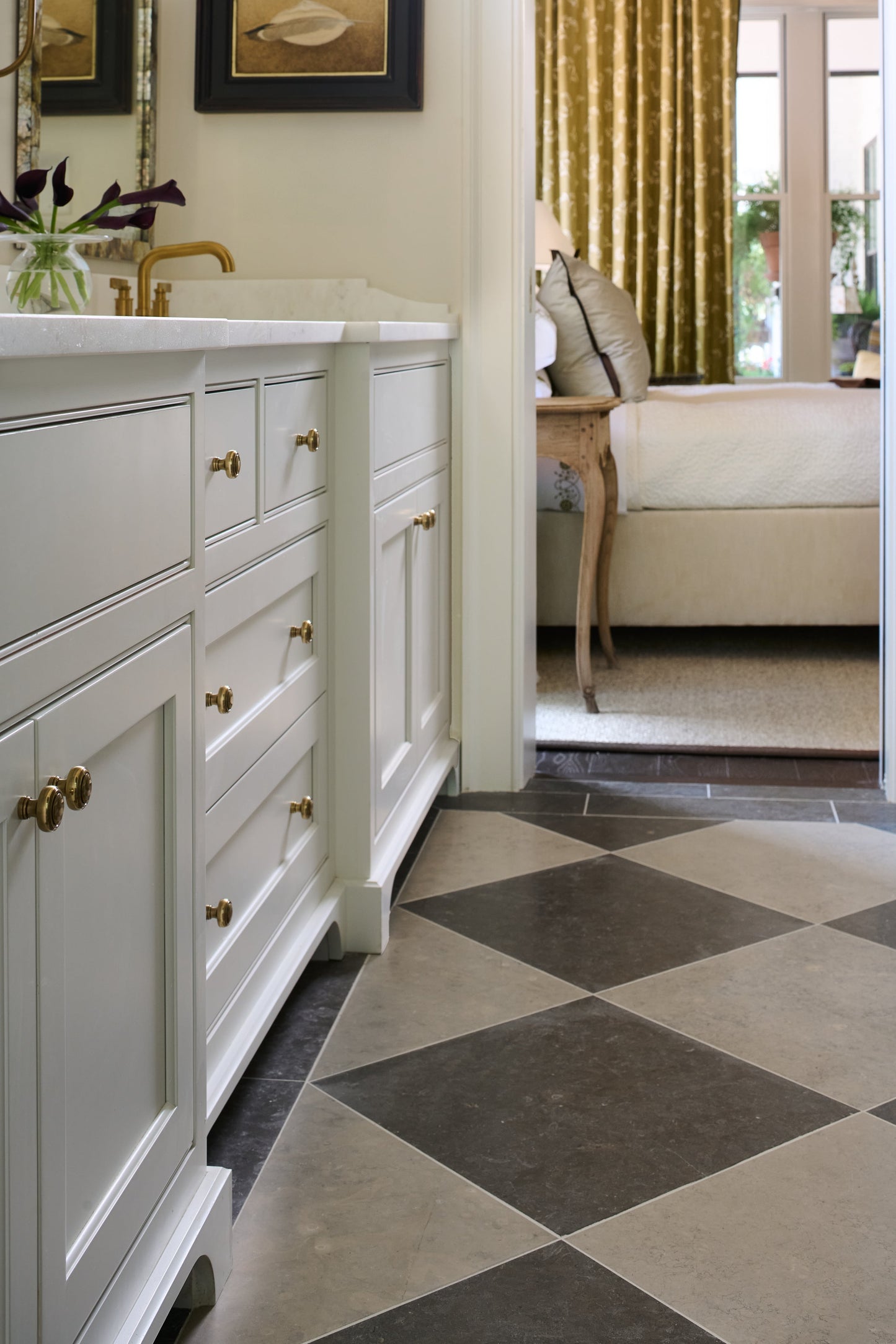 Rev-A-Shelf 24" Wood Vanity Base Cabinet Organizer w/ Soft-close, 441-12VSBSC-1