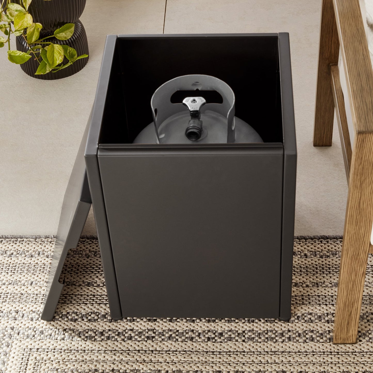 Mainstays 42" Rectangle Black Finish Modern Steel Fire Pit: 42" x 20" 50000 BTU Propane Fire Pit Table with Lid, Tank Hideaway and Cover