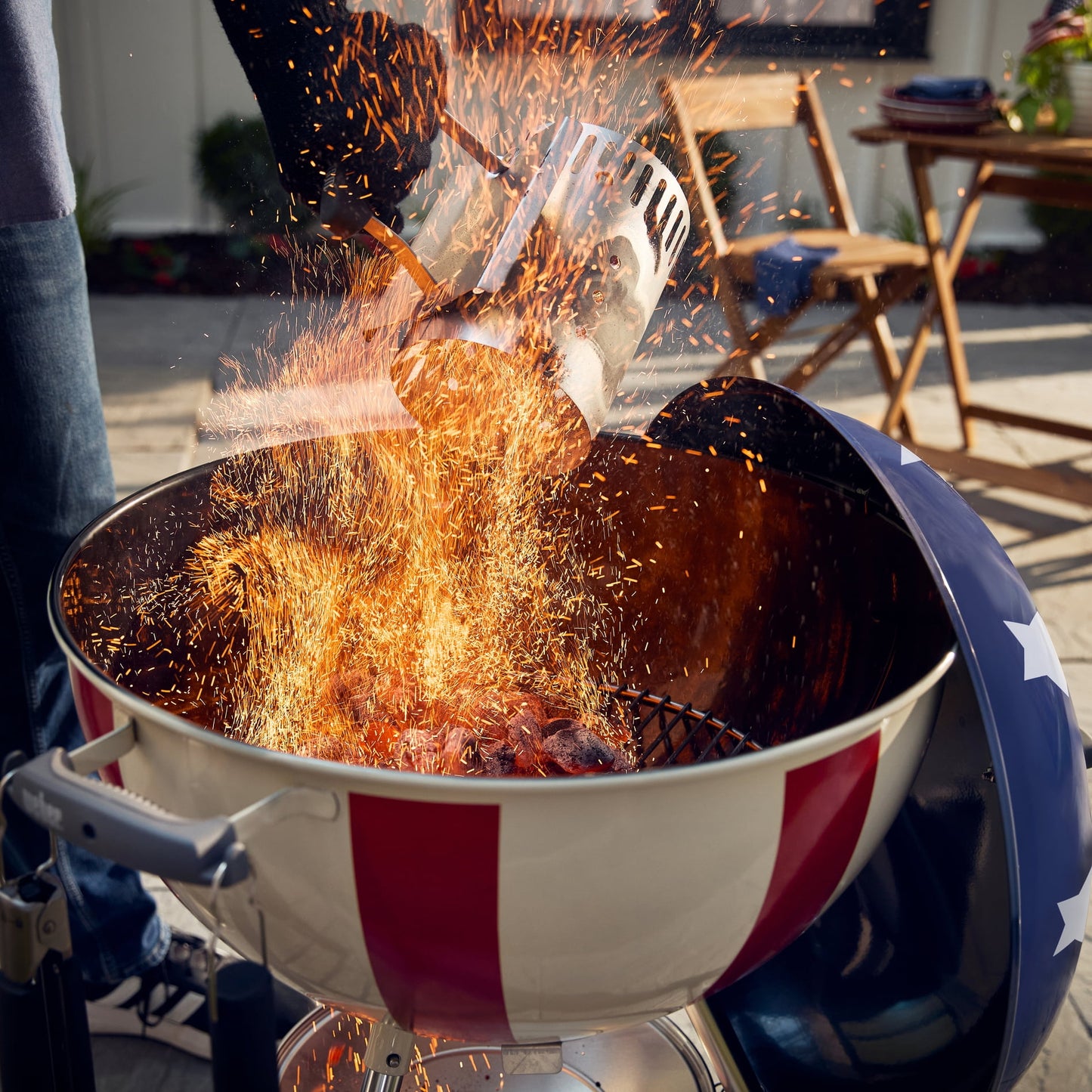 Weber 22" Star Spangled Charcoal Kettle Grill