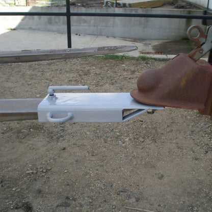 Field Tuff FTF-01FBMA 4" Ball Mount Hitch Adapter for Forklift and Tractor Forks - Find Fresh Goods