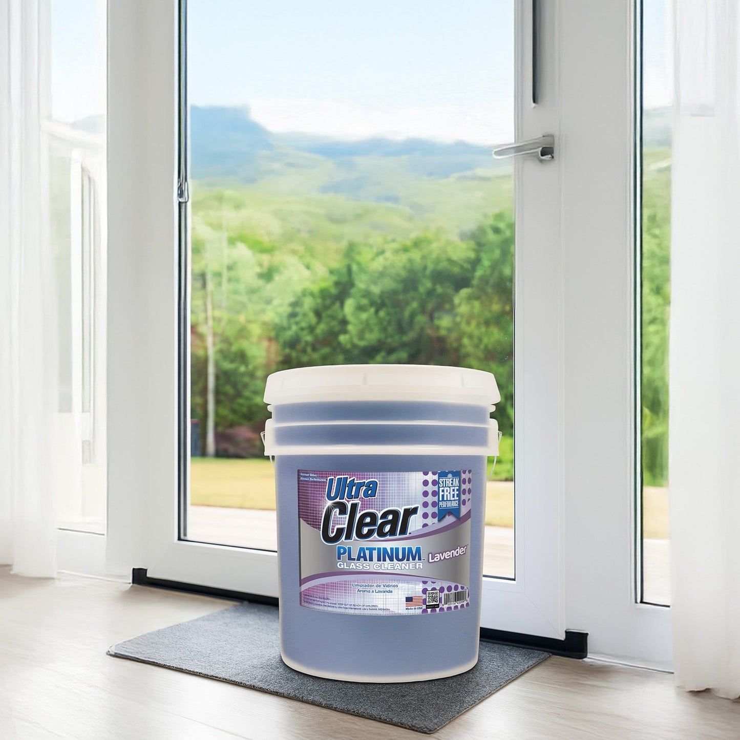 Ultra Clear Platinum Glass Cleaner, Streak-Free Shine, Lavender Fresh, 5 Gallons