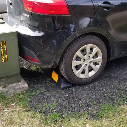 Guardian Parking Stop, 4 Foot Long Rubber Curb with Mounting Holes, Black/Yellow