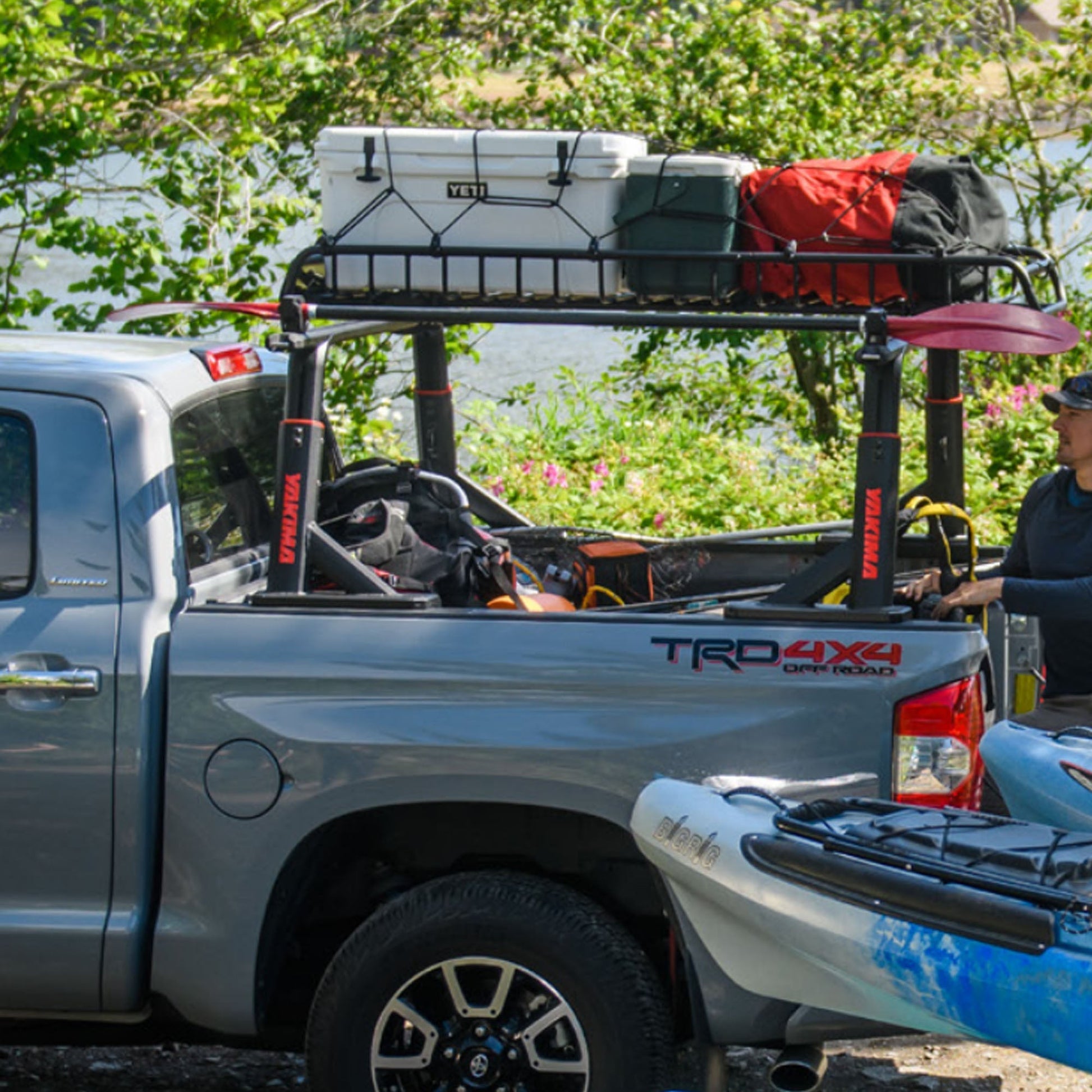 Yakima 32 x 19 Inch Cargo Stretch Net for MOD HomeBase Unit or Toppers, Black - Find Fresh Goods